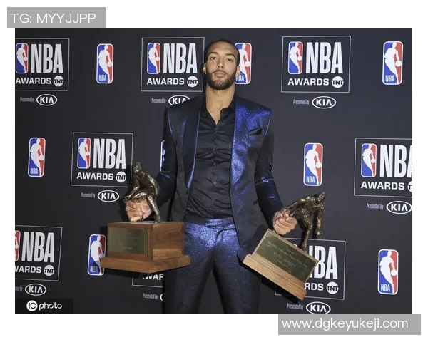 鲁迪戈贝尔：从防守之王到球队核心的华丽转身与挑战